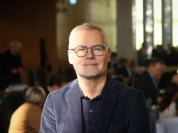 "L'effort demandé aux collectivités est sans précédent !", C. Bouillon, président APVF