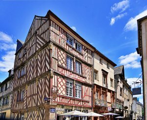 Le casse-tête des passoires thermiques dans le centre historique de Rennes