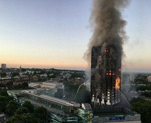 Incendie de la tour Grenfell en 2017 : les 72 décès auraient « tous pu être évités » selon un rapport accablant