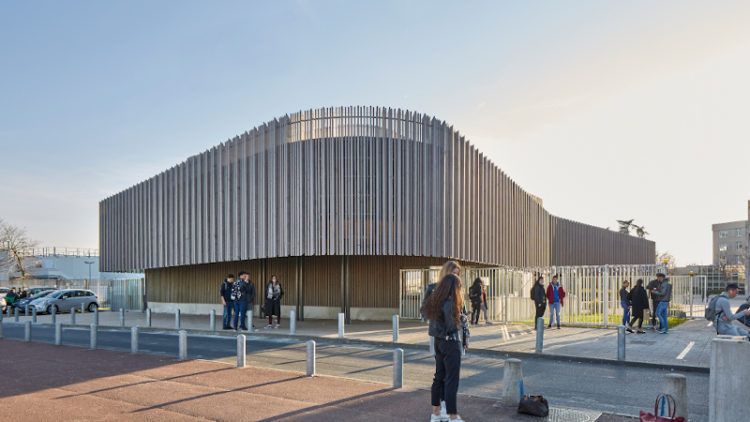 Le lycée Robert Doisneau de Corbeil, tout un programme