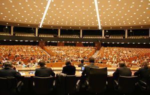 Les députés européens adoptent la réforme du marché carbone