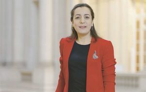 « Nous voulons avoir une vision dynamique de nos marchés publics », Naaïma Méjani, directrice achats, commande publique et affaires juridiques de la Ville de Roubaix