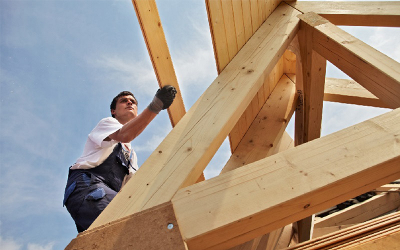 salaire btp focus sur le m tier de charpentier