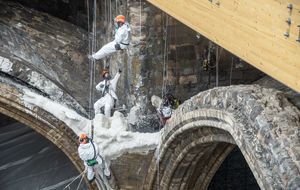 Travaux spéciaux : Jarnias voit plus haut et plus loin