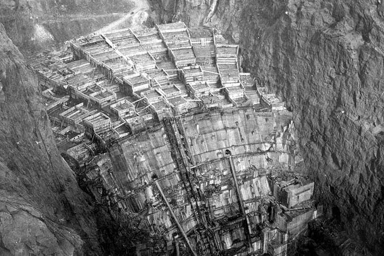 Barrage Hoover : Une superstructure dans le désert