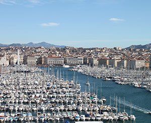 Le préfet chargé du grand plan pour Marseille défend "un partenariat" avec les élus locaux