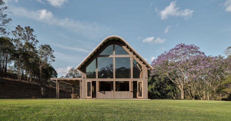 Jolie maison bois australienne inspirée des granges américaines