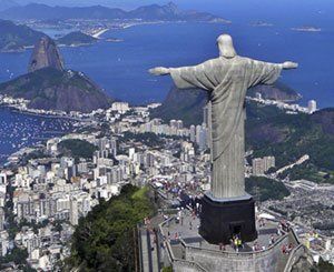 Le Christ rédempteur à Rio fait peau neuve pour son 90e anniversaire