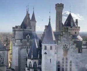 Visite du château de Pierrefonds, interprétation unique du Moyen Âge par Viollet-le-Duc