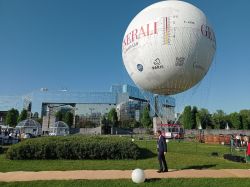 À Paris, le ballon captif Generali se pose en nouvelle vigie du réchauffement climatique
