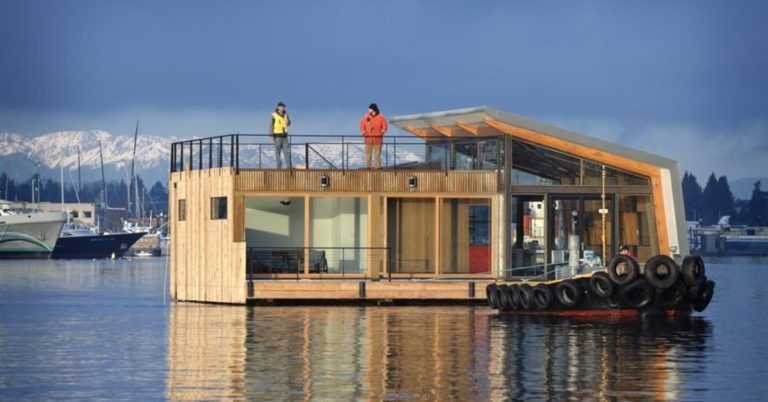 Une maison flottante rénovée dans la baie de Seattle – USA