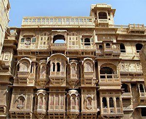 Au Rajasthan, les havelis du désert sombrent
