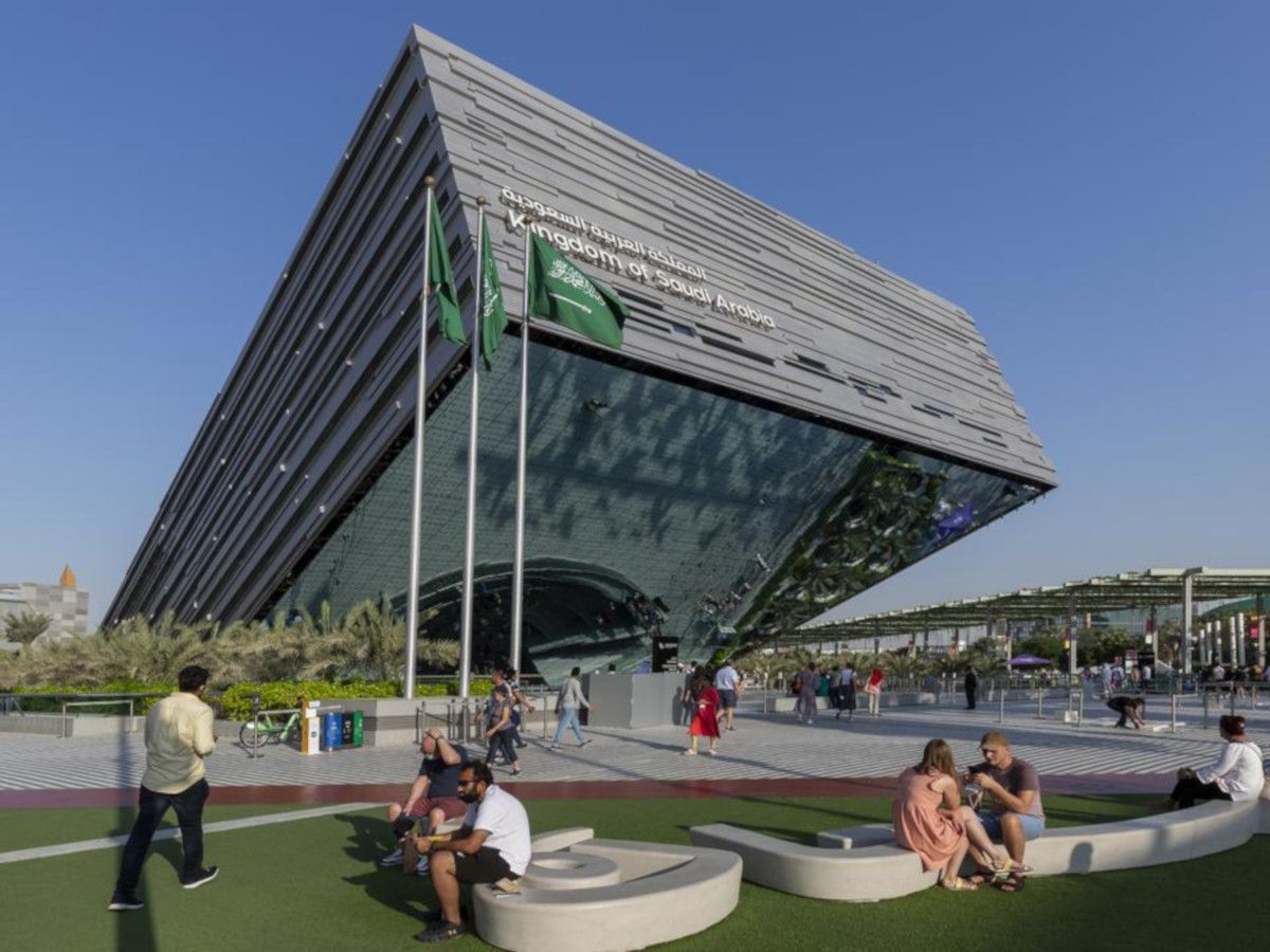 Le pavillon high tech de l'Arabie Saoudite domine le paysage de l'Expo universelle 2020