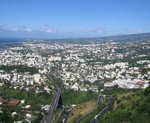 A La Réunion, des déchets transformés en électricité pour tendre vers l'autonomie énergétique