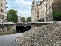 À Lyon, une trémie entièrement rebouchée pour mettre fin à une "autoroute urbaine"