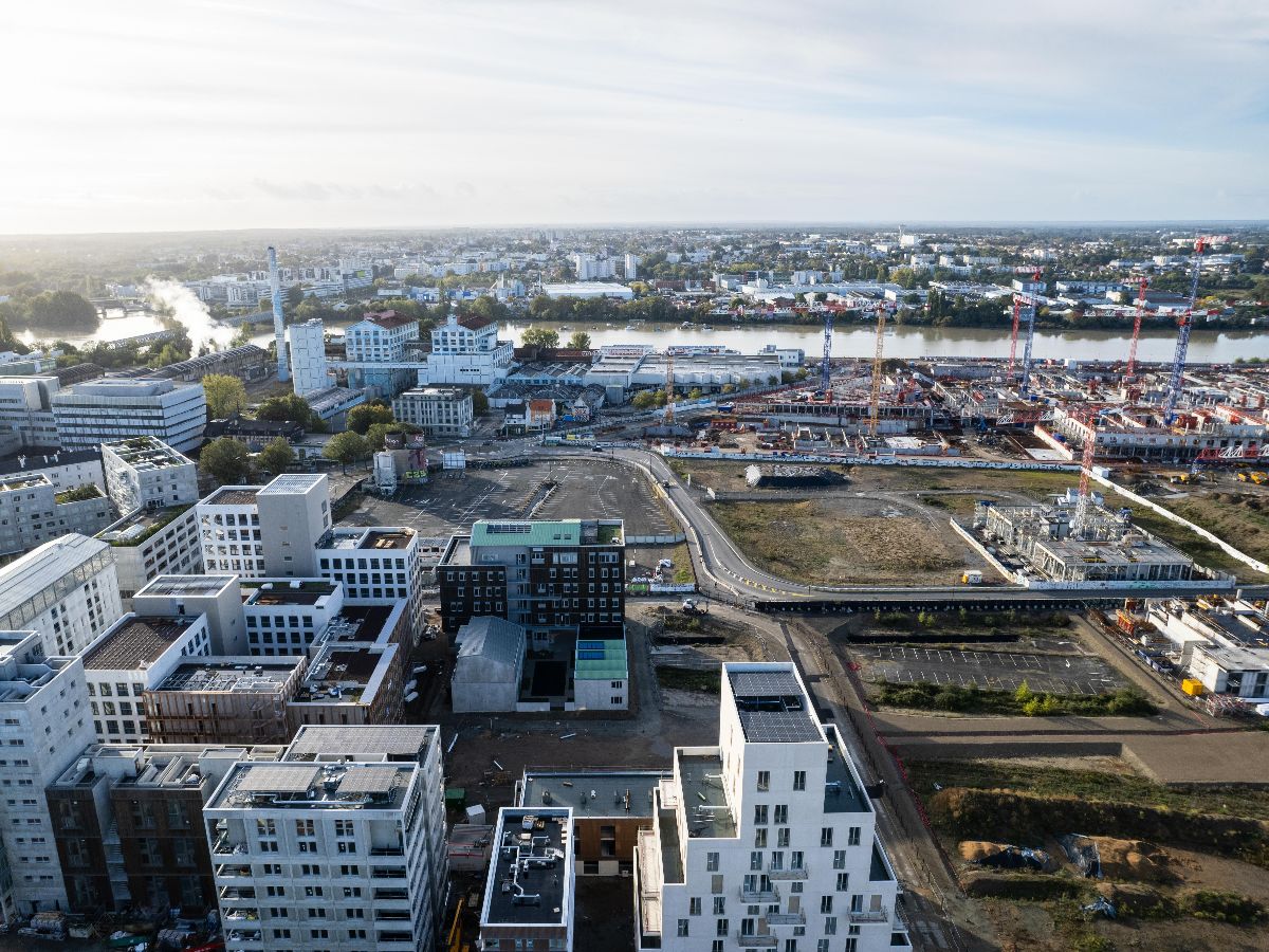 Au centre de l'île de Nantes, un nouveau quartier de 2 600 habitants sort de terre