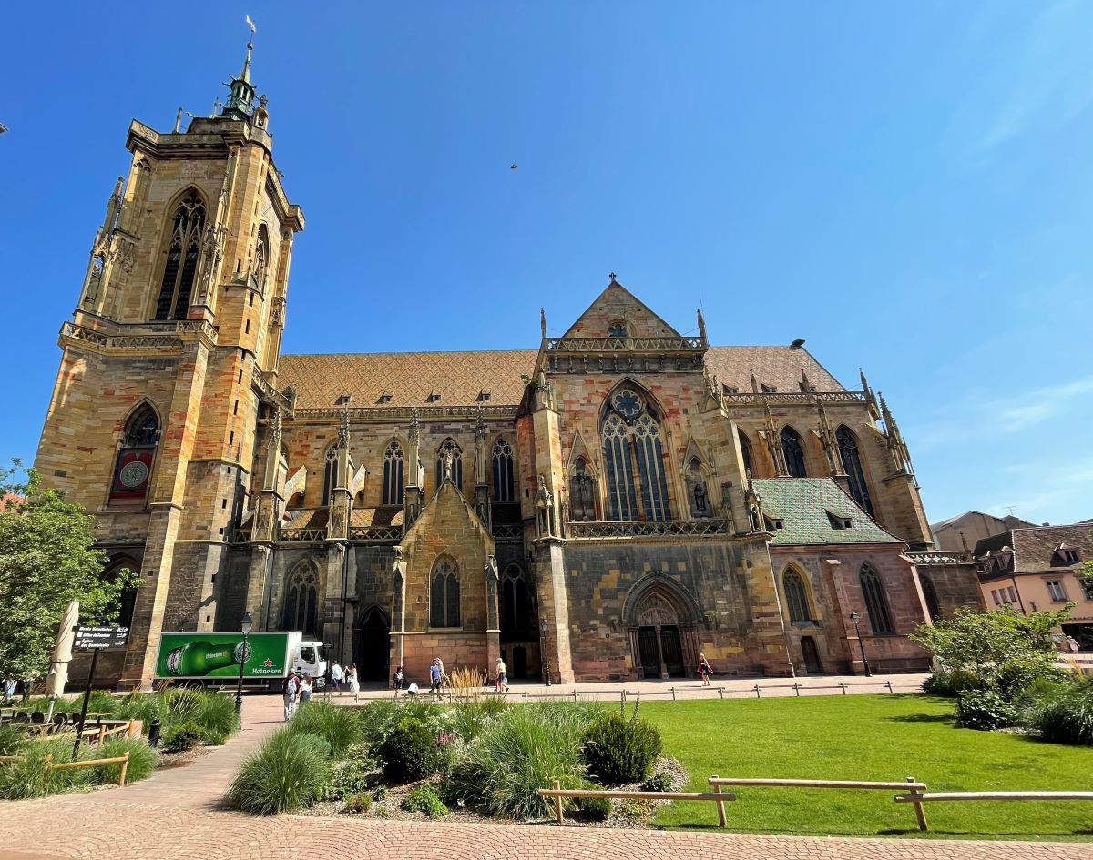 Colmar : après la mue de la place, le chantier de restauration de la cathédrale débute