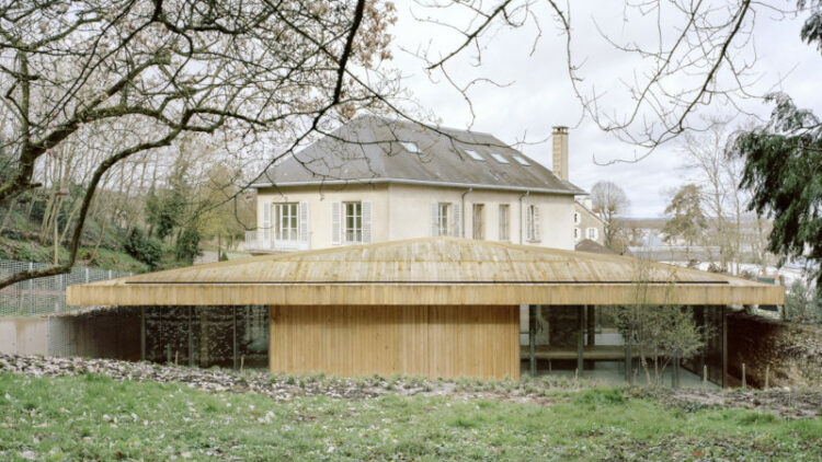 À Versailles, Office national des forêts par Delalande Tabourin