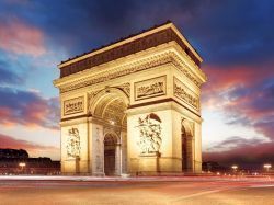 Empaquetage de l'Arc de triomphe : le chantier a démarré 