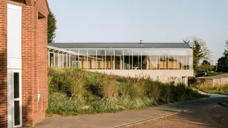 École Maternelle à Vendegies-sur-Écaillon par Studio Rijsel
