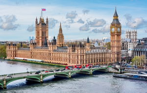 Artelia acquiert Austin Newport, expert britannique de la rénovation de bâtiments historiques 