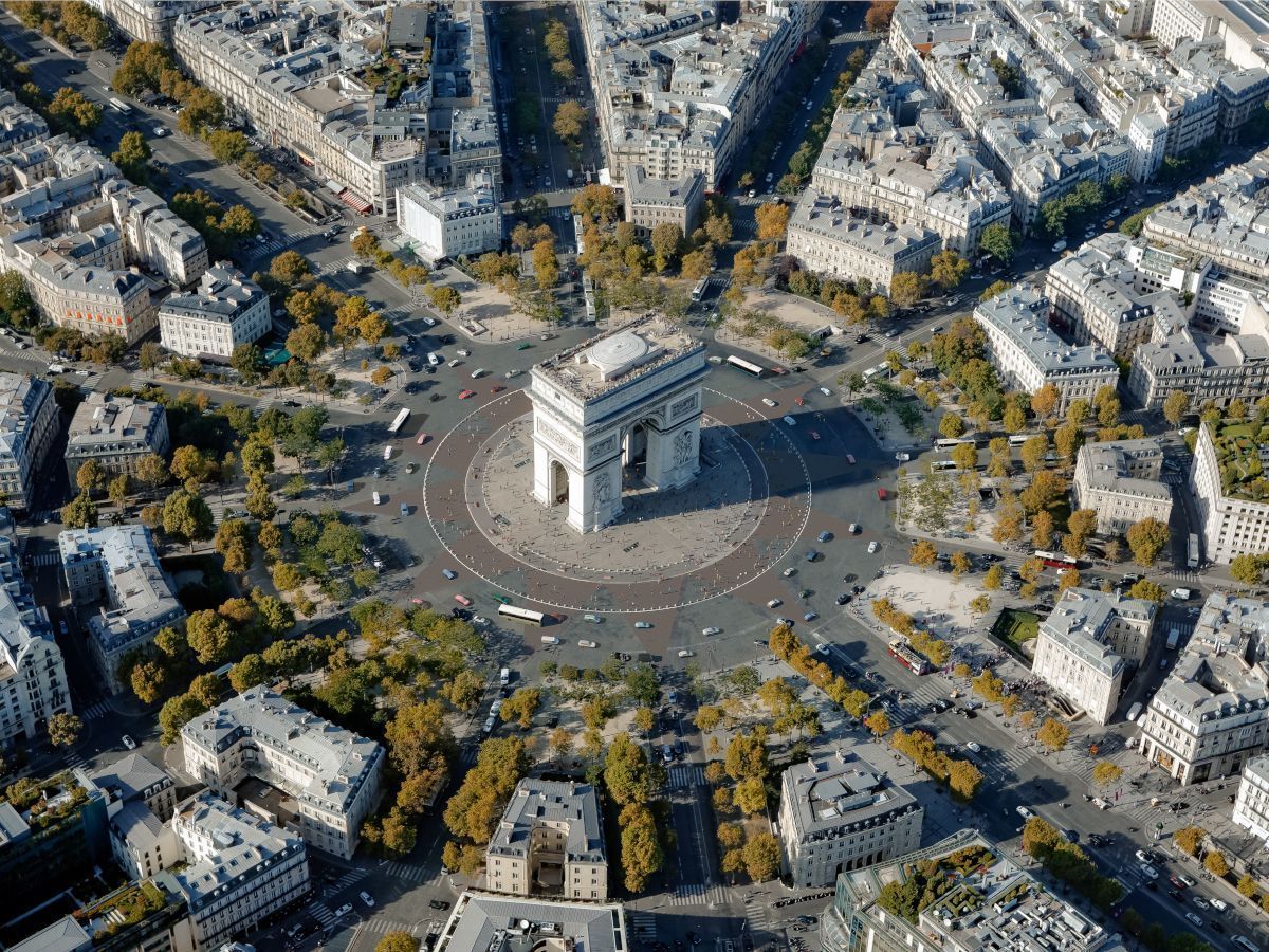 Comment la Ville de Paris entend transformer les Champs-Elysées