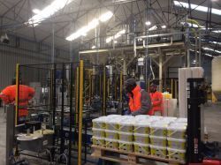 Dans le bâtiment, les usines redémarrent doucement mais sûrement