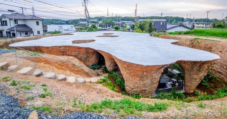 Un français fait construire une incroyable maison et restaurant enterrés au Japon