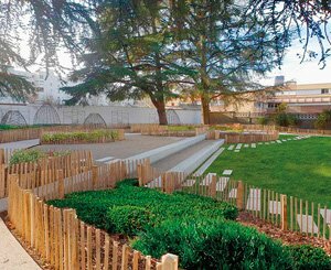 Alkern propose un large éventail de solutions dédiées à l’aménagement urbain qui s’enrichit cette année encore