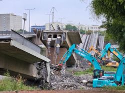 A Dresde, une "course contre la montre" après l'effondrement du pont Carola