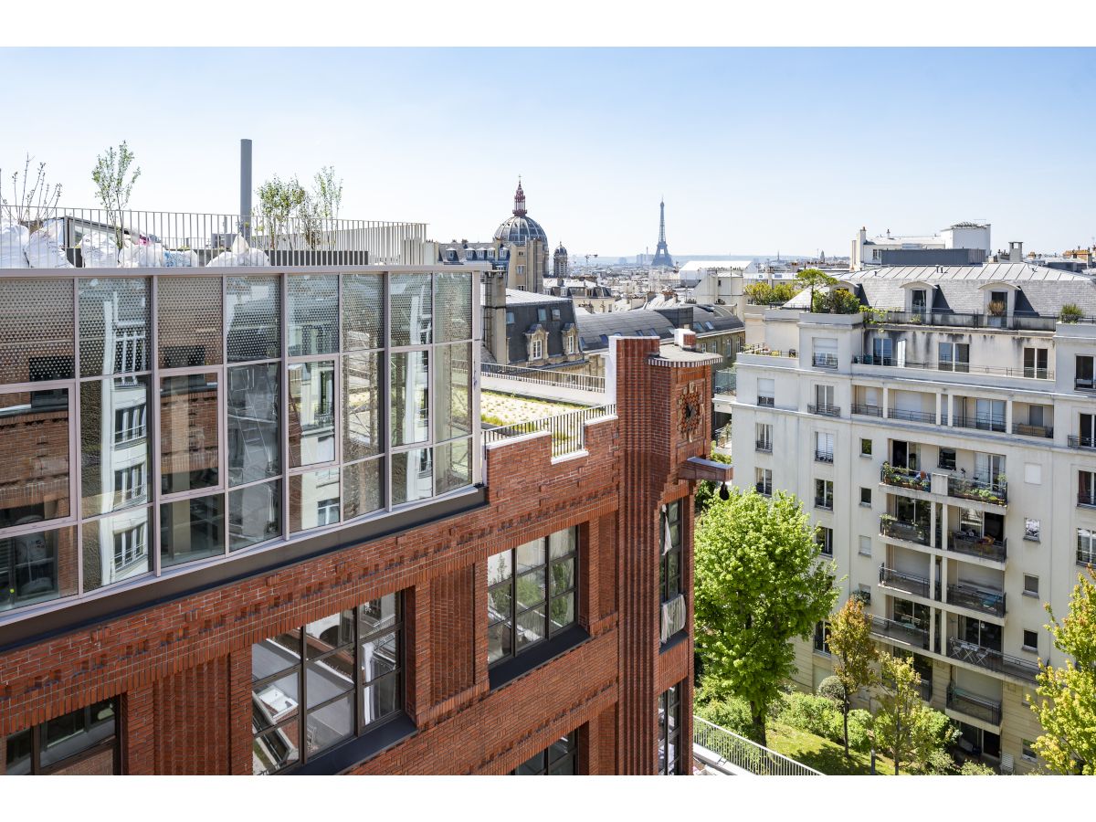Covivio s'installe dans un ensemble immobilier parisien au charme d'antan