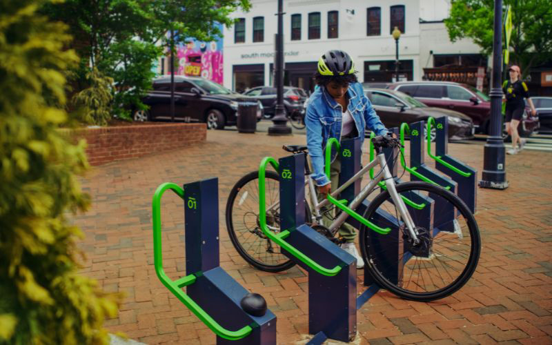 r volution dans la mobilit urbaine bikeep et croso france s unissent pour des solutions de stationnement s curis de v los en france