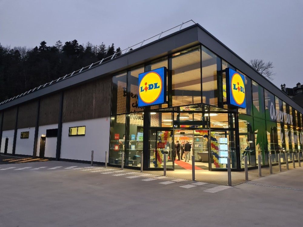 Lidl ouvre son premier supermarché 100% bois