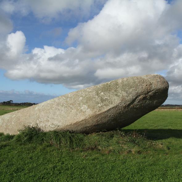 Un projet de parc éolien bloqué ... par des menhirs !