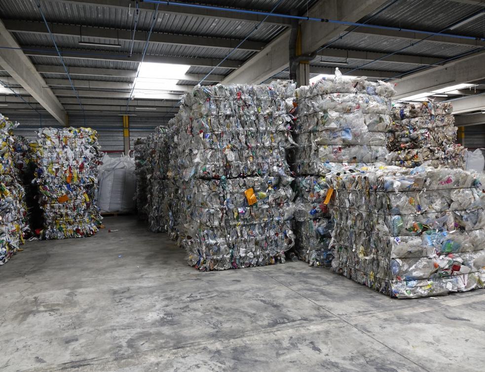 Soprema recycle le PET pour produire du polyol