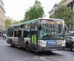 JO 2024/bus : Hidalgo écrit à Borne pour demander le report de l'ouverture à la concurrence
