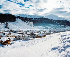 Tourisme de neige et de montagne : bilan mondial de la saison d'hiver 2021/22