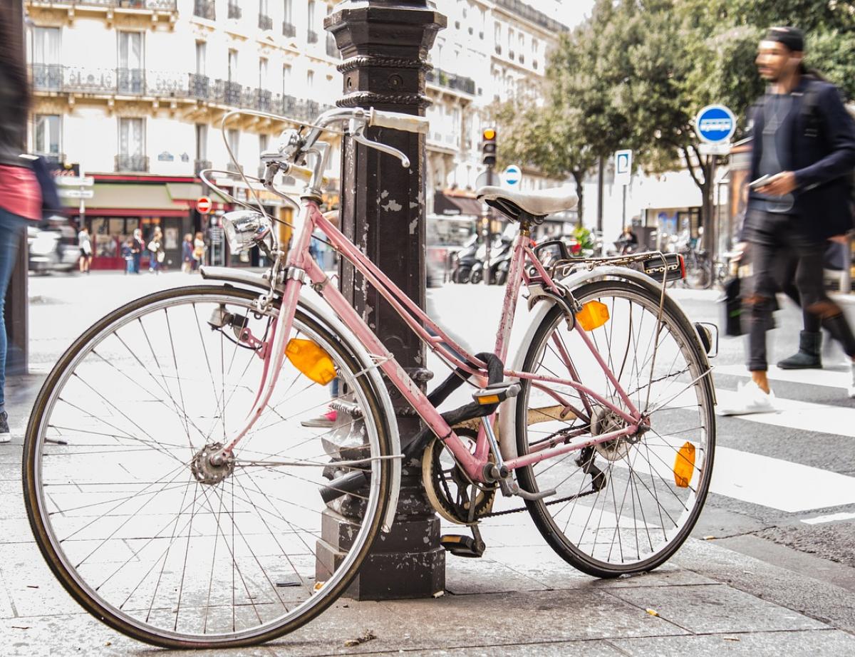 Déconfinement : Paris et Lyon vont privilégier le vélo