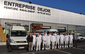 "Une dizaine de salariés ont accepté d‘être sur des chantiers où ils seront en binôme sans aucun autre corps d’état présent",  Edouard Dejoie
