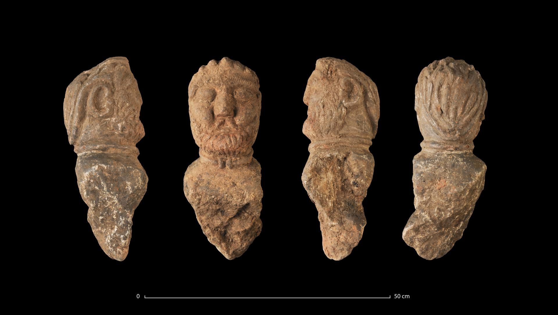 Rare découverte de quatre sculptures gauloises
