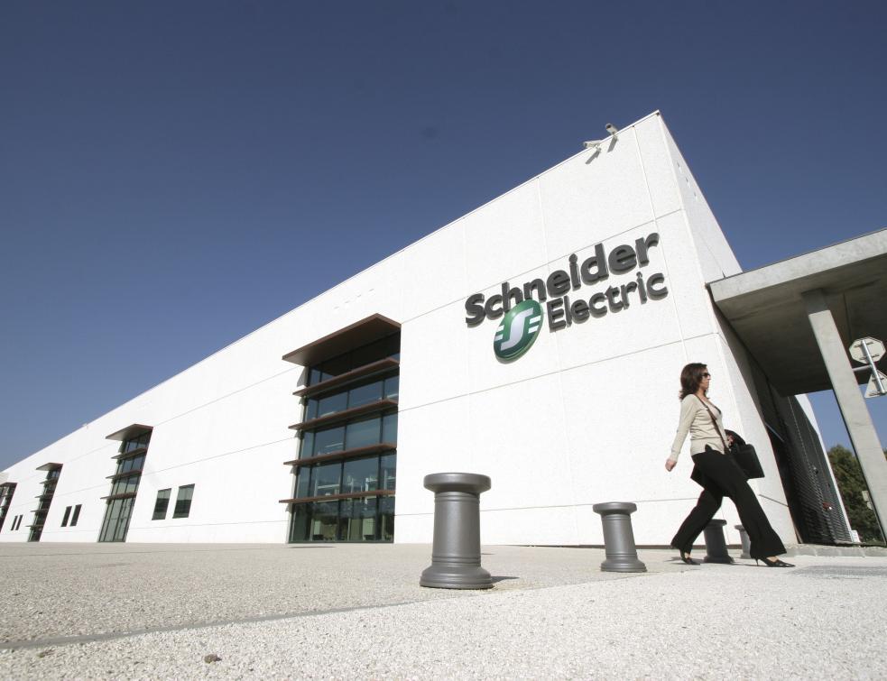 Schneider Electric limite les dégâts... en début d'année