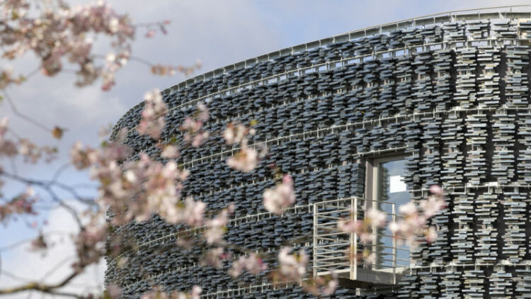 À Sarcelles, Station numixs par Francis Soler
