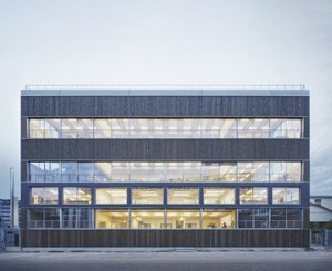 Jeu de plein et de vide pour l’école d’architecture INSA Strasbourg, percée de solutions aluminium Technal