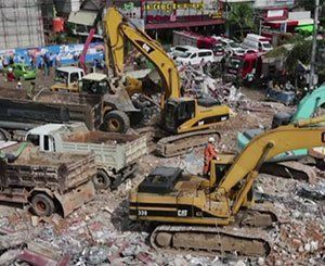 Au moins 28 morts et 2 survivants après l'effondrement d'un immeuble au Cambodge