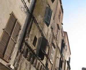 Des "travaux d'office" à Marseille contre le logement insalubre