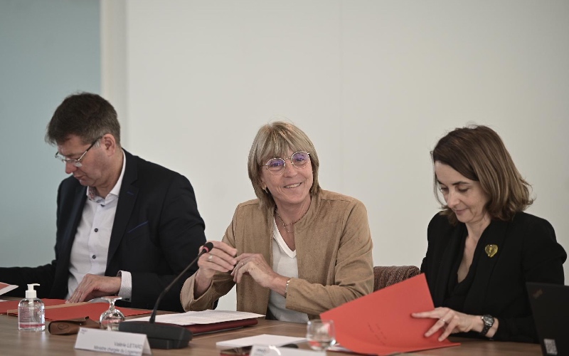 projets urbains de l anru le calendrier des chantiers est assoupli