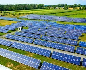 Le marché solaire français atteint un volume de près de 5 GW raccordés sur l’année 2024, mais cette dynamique prometteuse pourrait s’enrayer