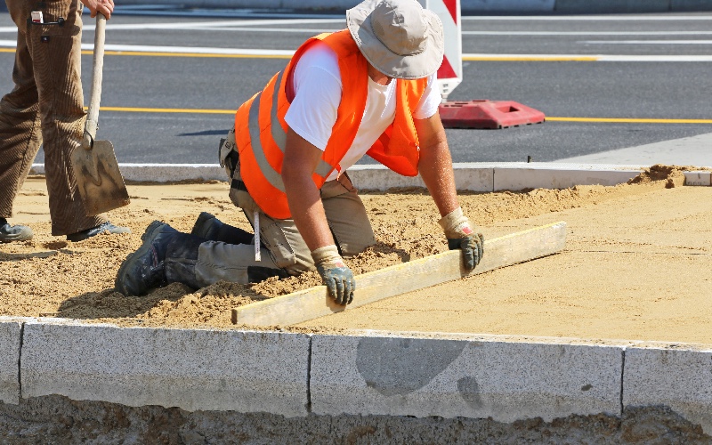 fortes chaleurs dans les travaux publics la fntp lance un outil