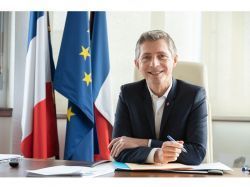 Gil Avérous, maire de Châteauroux, élu président de Villes de France