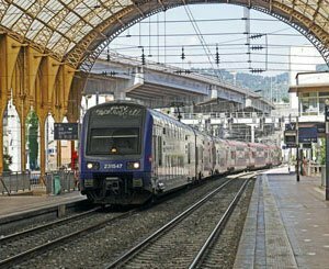 RER E : trafic partiellement interrompu après un incident électrique sur un chantier externe